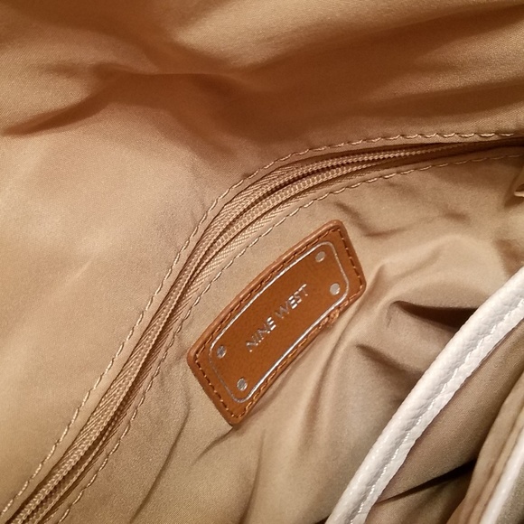 NINE WEST | envelope cross body - Picture 4 of 6